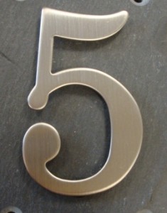 TRADITIONAL HOUSE NUMBER STAINLESS STEEL 5